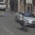 [Video] Captan momento en que apuñalan a hombre en medio de un atraco en SFM