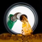 Gasolinas bajan hasta 22 pesos por efectos coronavirus